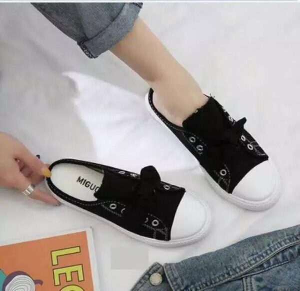 Sepatu Slip On Wanita - Gambar 5